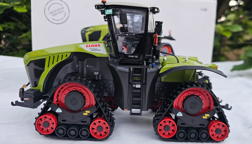 Wiking Claas Xerion 5000 Tractor