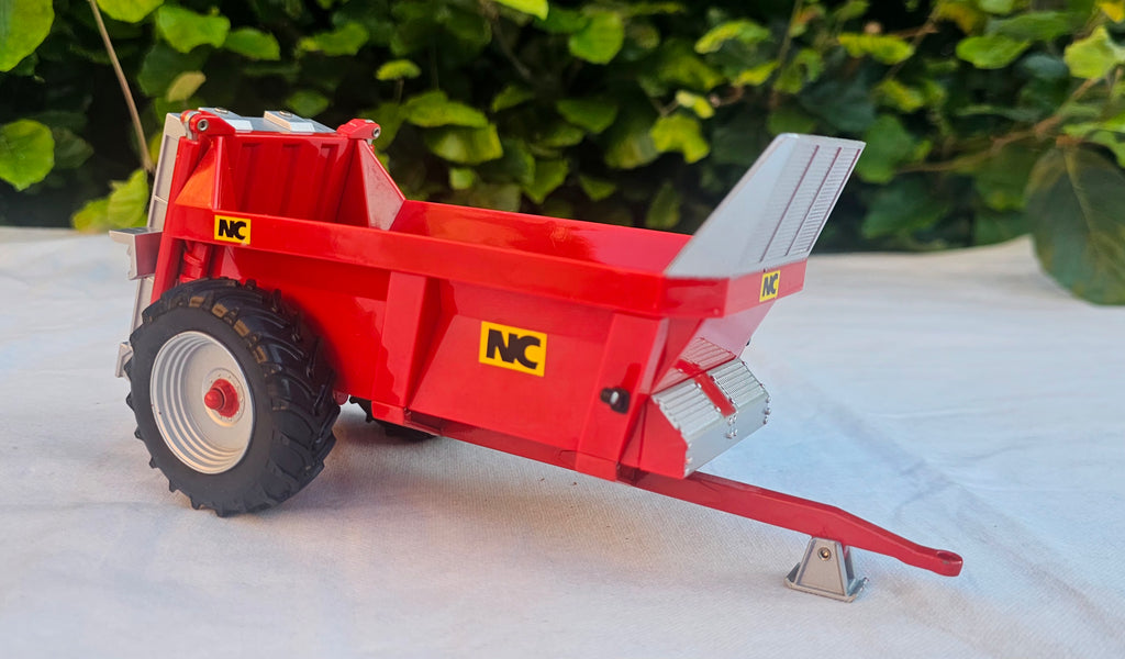 Britains NC Manure Spreader