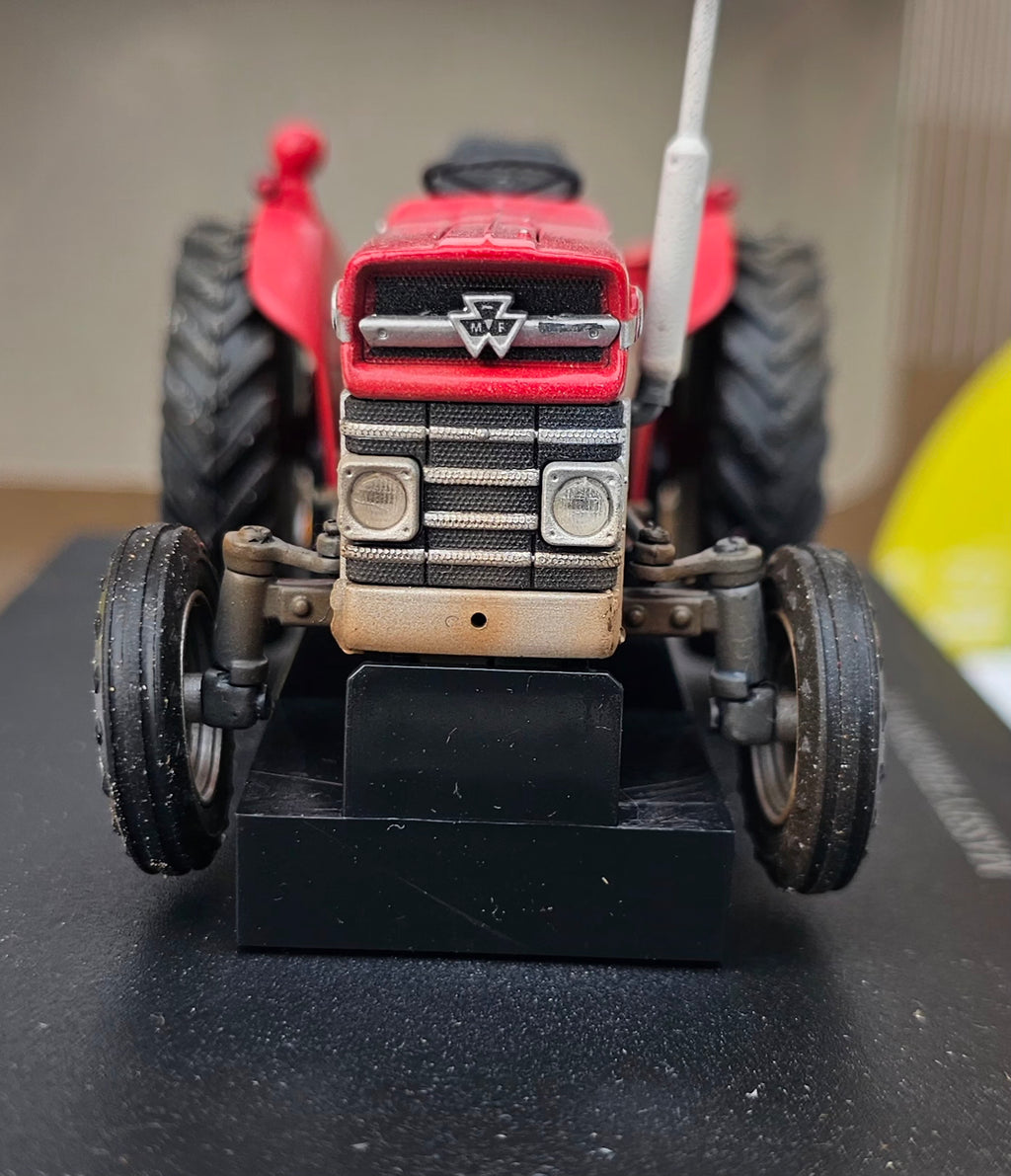Universal Hobbies Massey Ferguson MF 135 Weathered Tractor Conversion UH2785