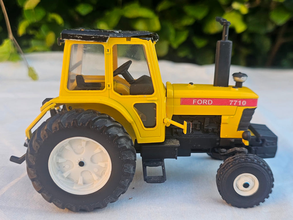 Britains Ford 7710 Tractor Conversion Highways Industrial