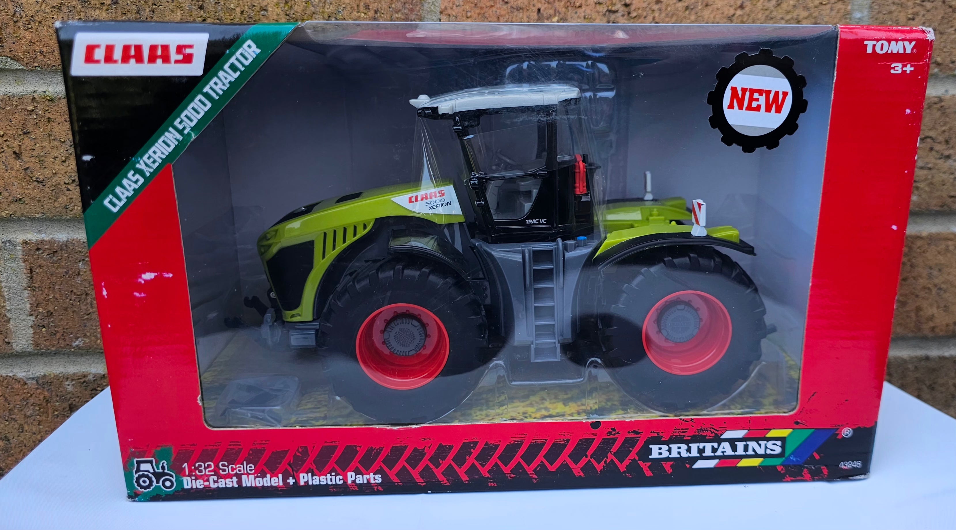 Britains Claas Xerion 5000 Tractor 43246