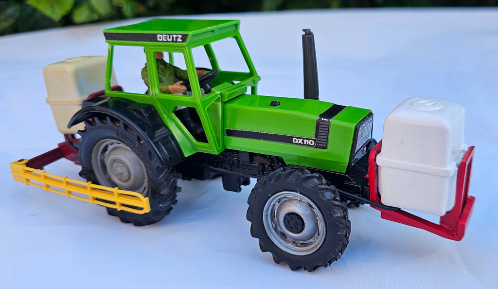 Britains Deutz-Fahr DX 110 Tractor & Sprayer Conversion