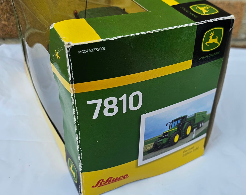 Schuco John Deere 7810 Tractor