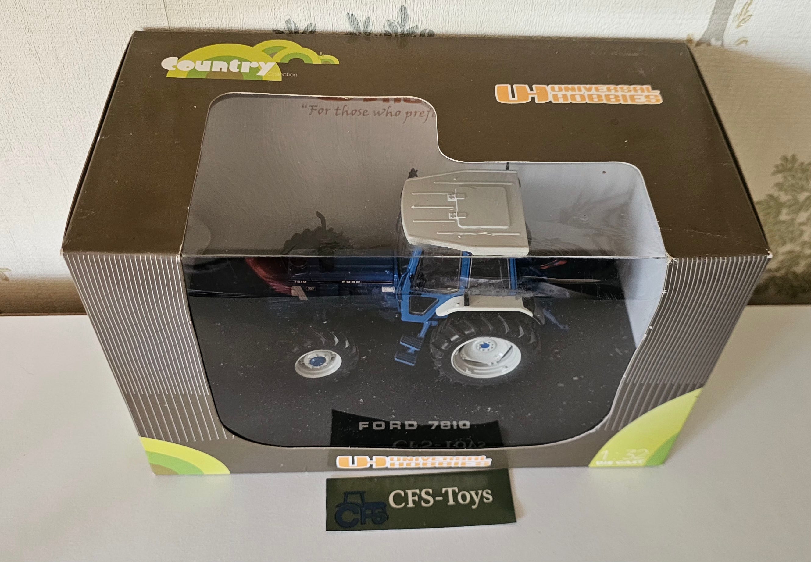 Universal Hobbies Ford 7810 Tractor UH2865