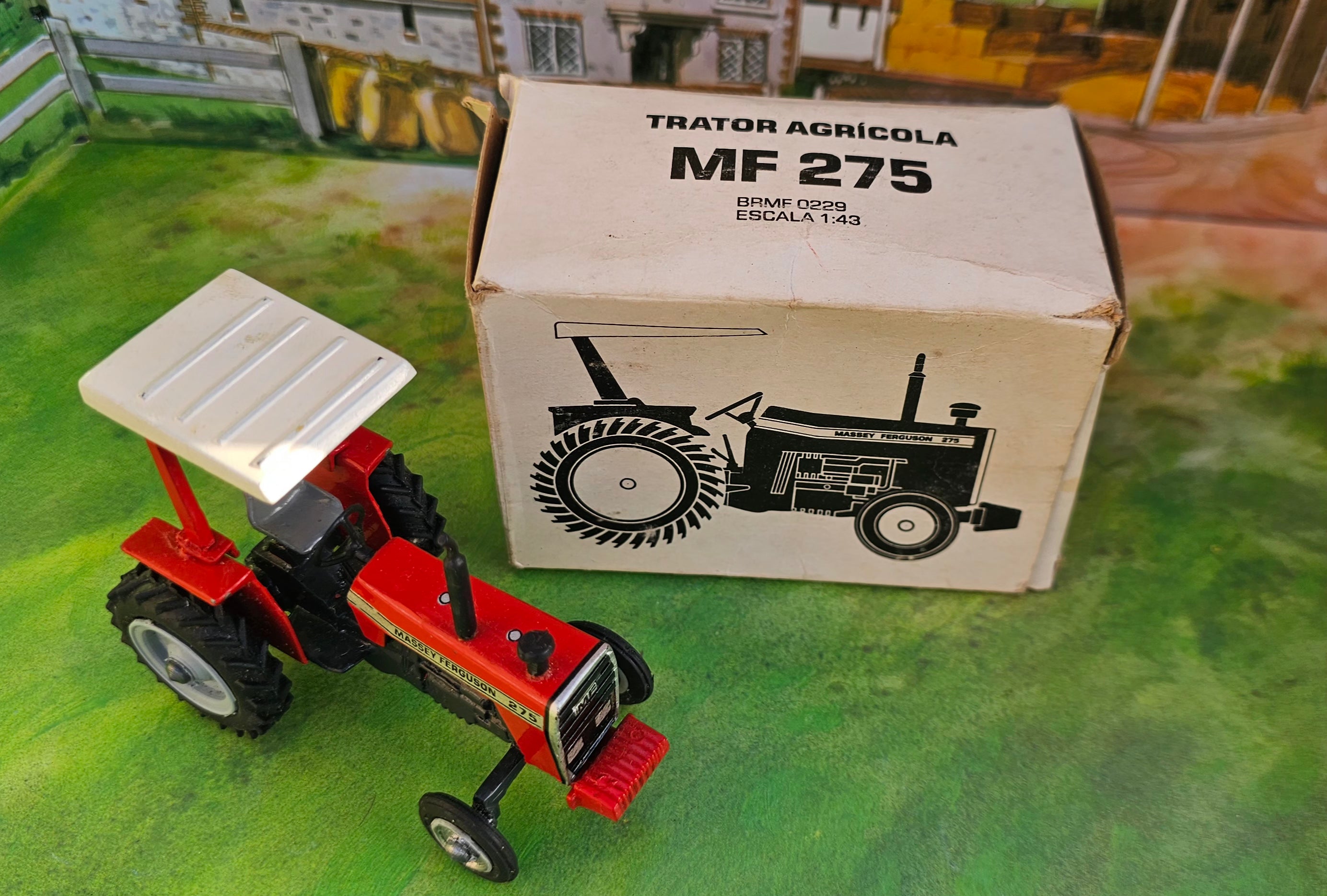 Minimac Massey Ferguson 275 Tractor 1/43