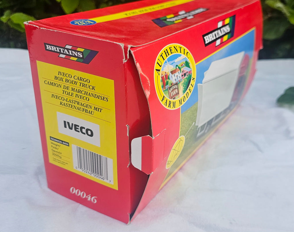 Britains Iveco Cargo Box Body Truck Lorry 00046