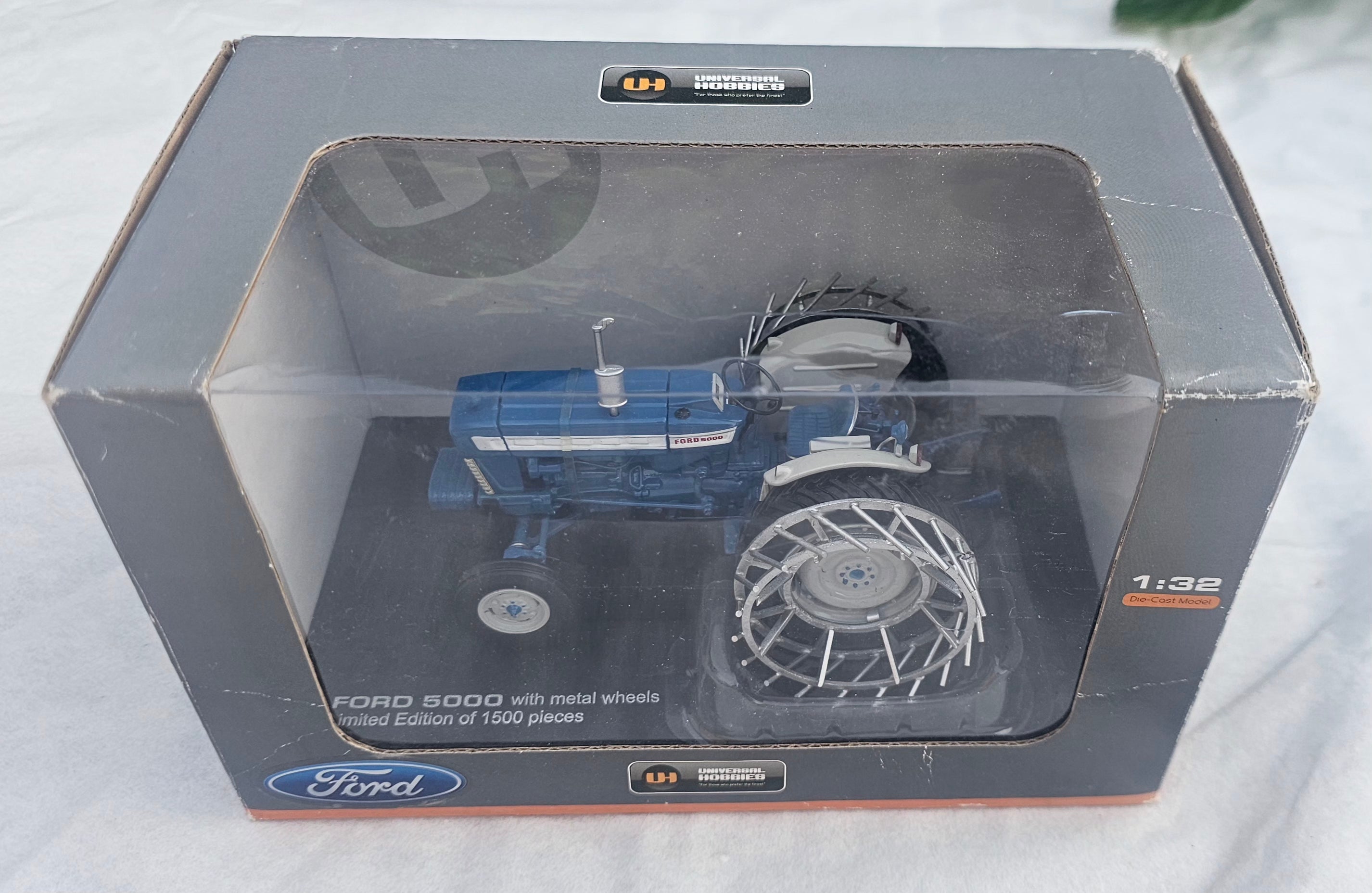 Universal Hobbies Ford 5000 Tractor With Metal Caged Wheels UH4879