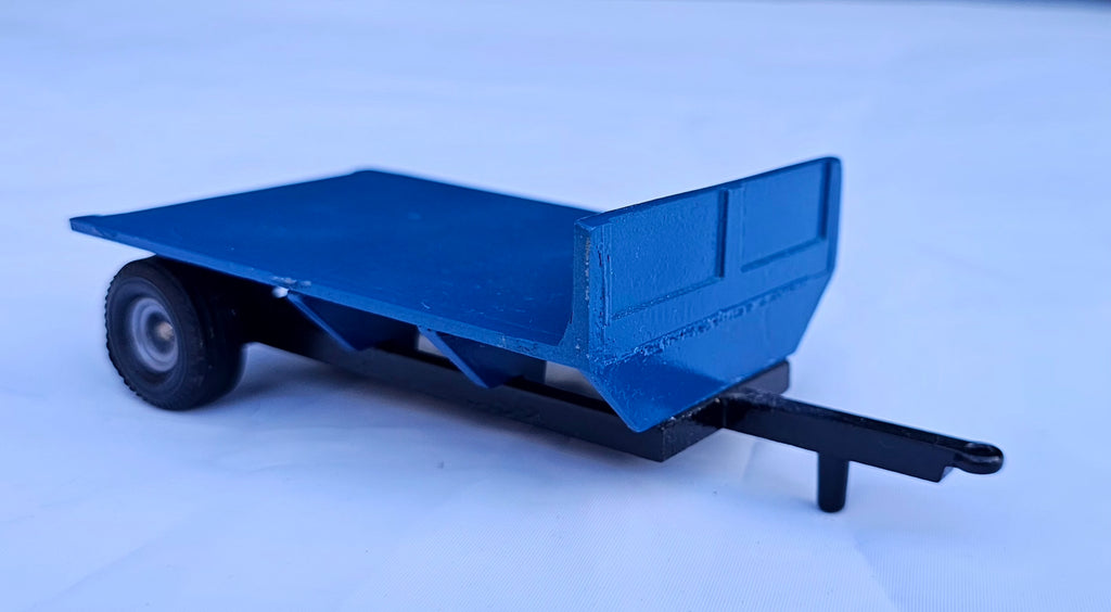 Britains Flat Trailer With Headboard Conversion