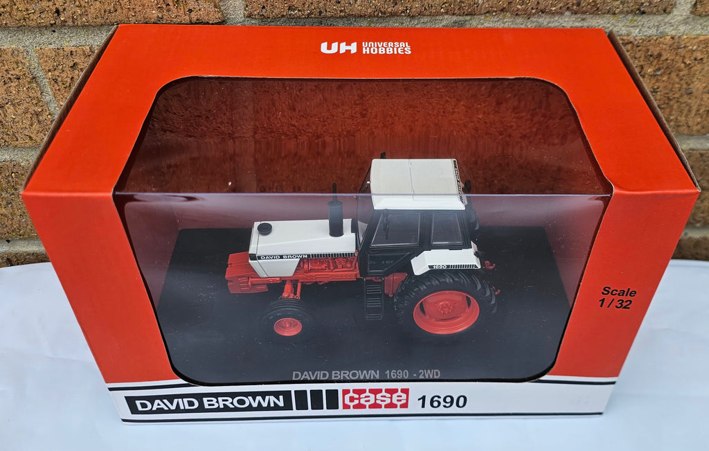 Universal Hobbies David Brown 1690 Case Tractor UH6754