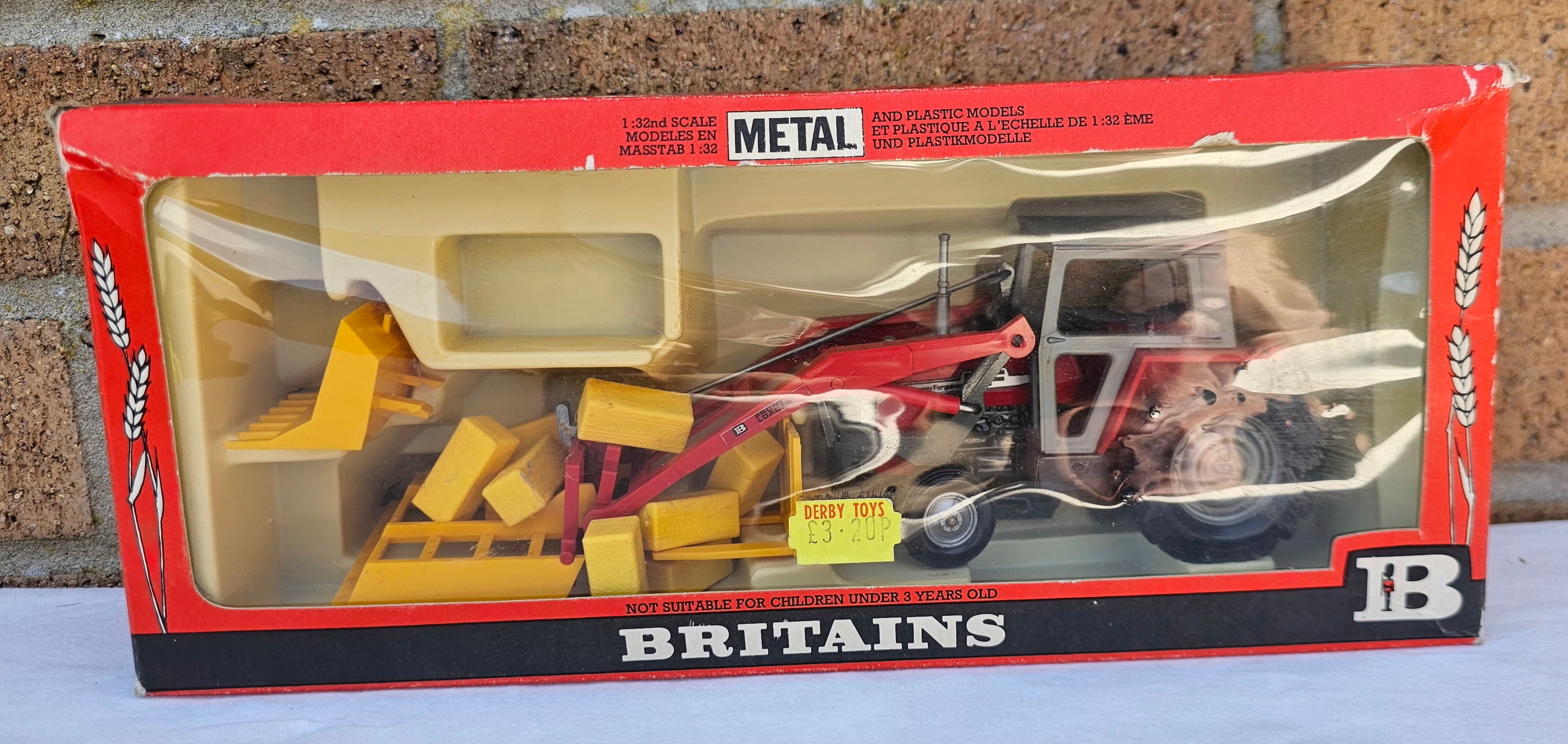 Britains Massey 595 with Front Loader 9595