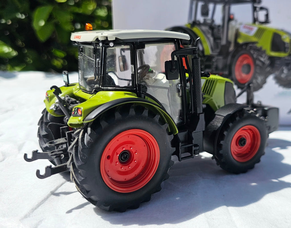 Wiking Claas Arion 420 Tractor