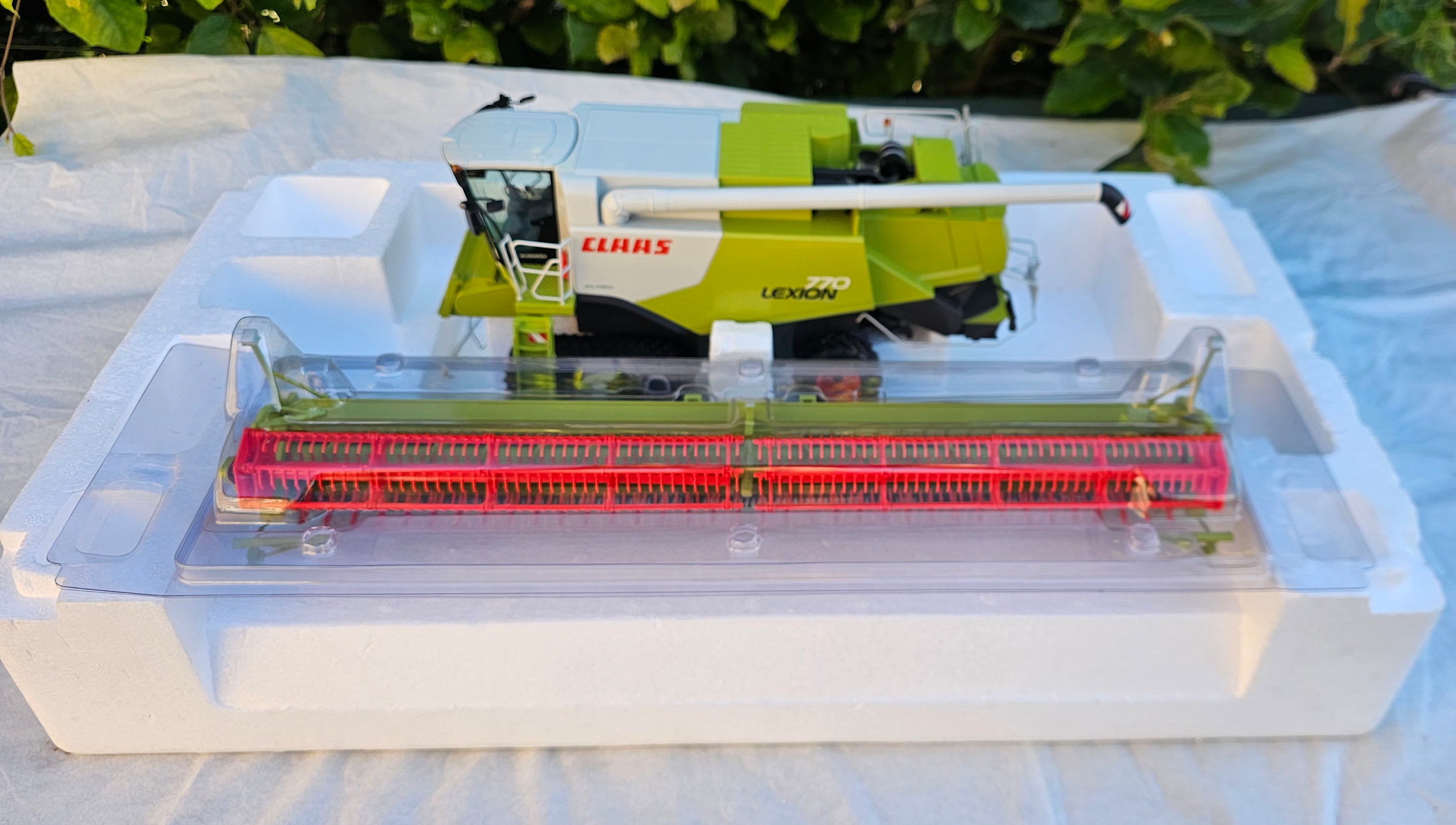Norev Claas Lexion 770 Terra Trac Combine Harvester