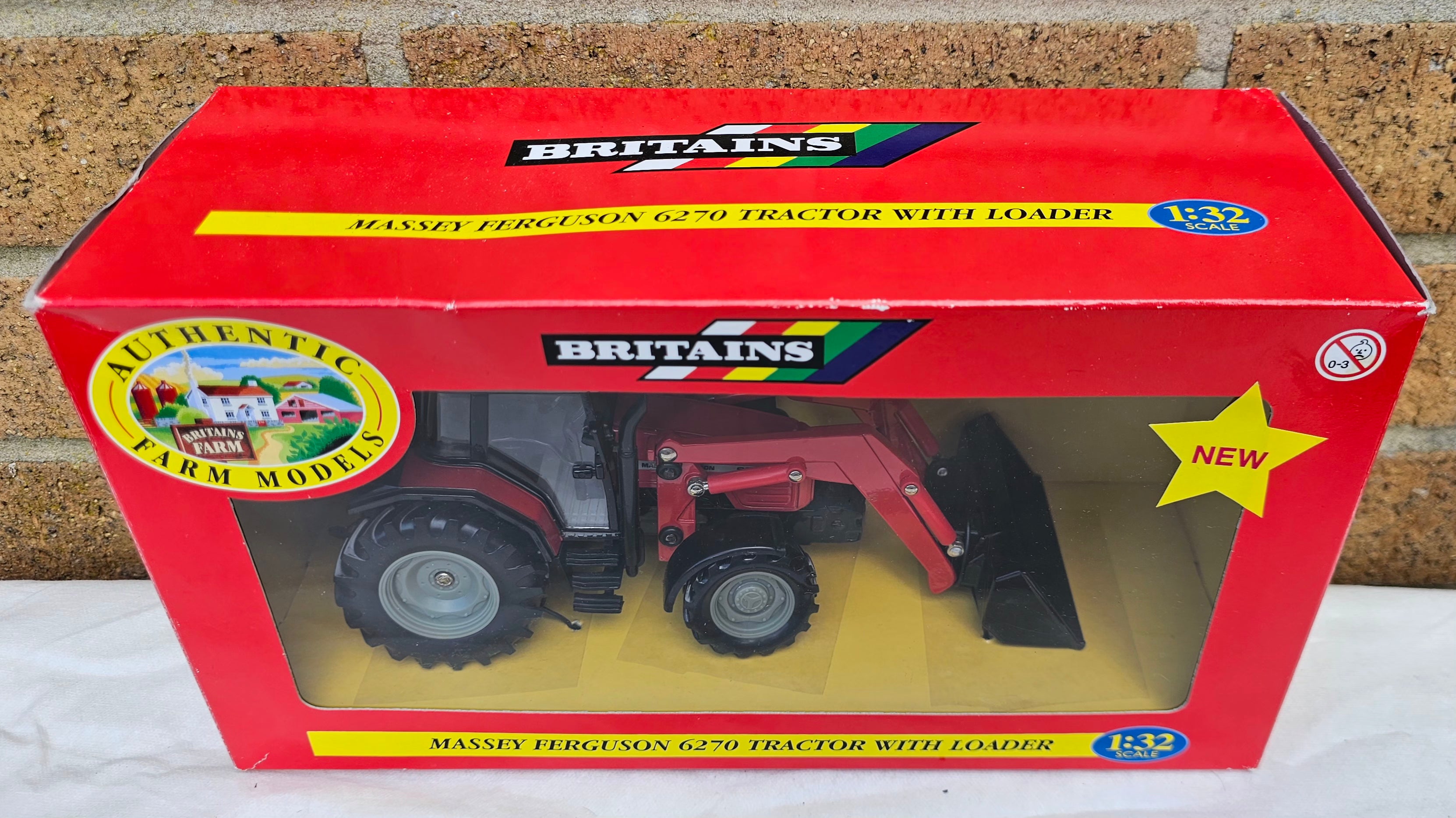 Britains Massey Ferguson Tractor  With Loader 6270
