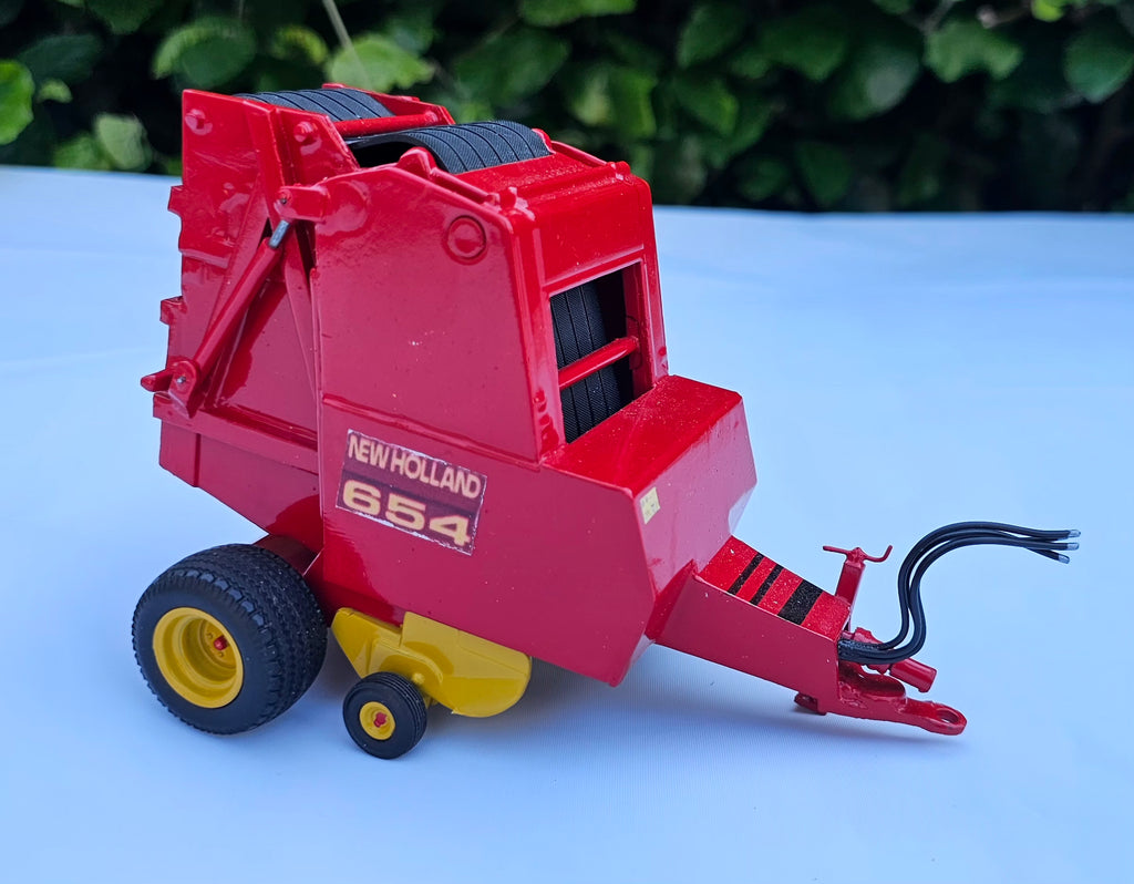 New Holland 654 Round Baler Conversion