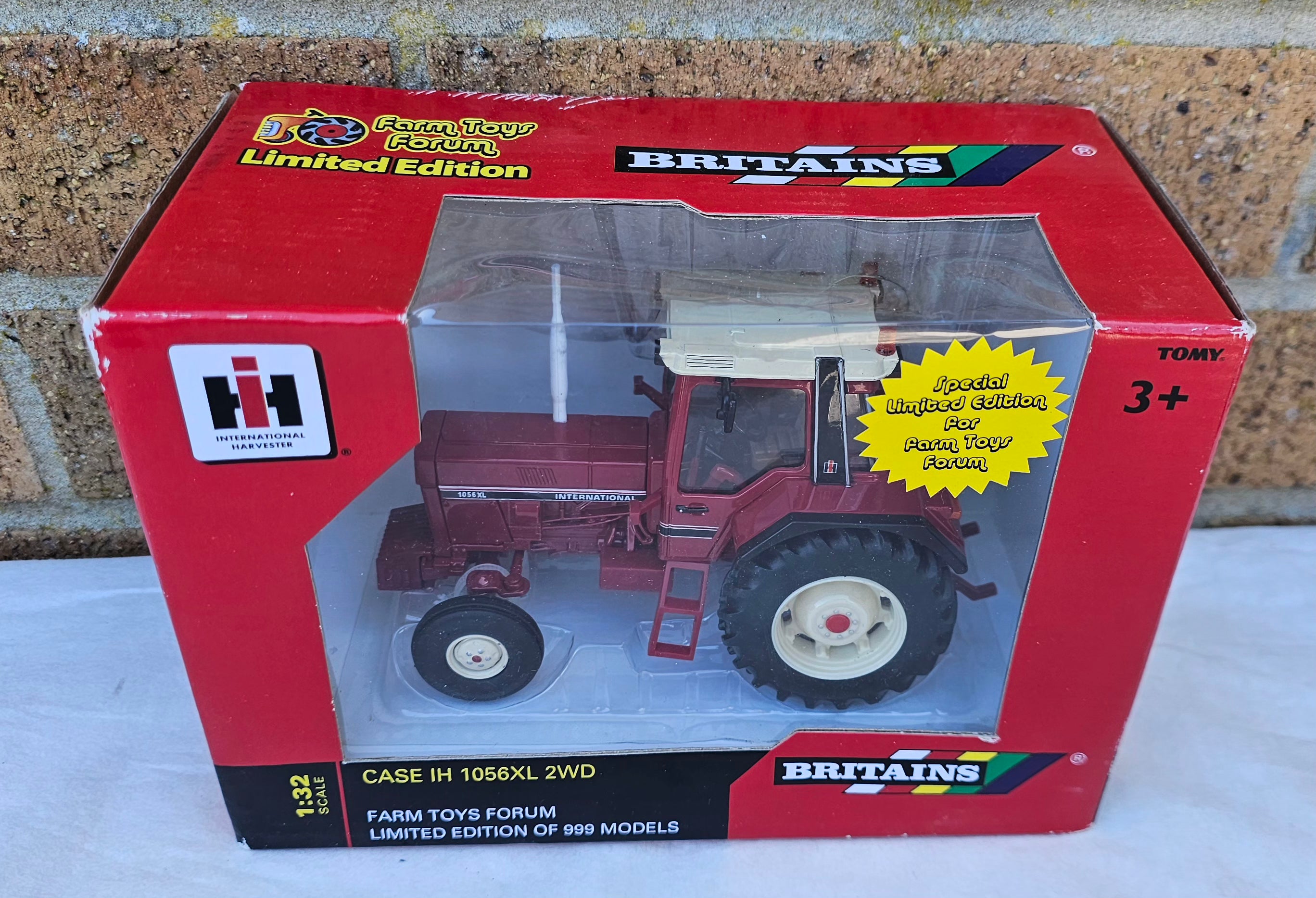 Britains International 1056 XL 2WD Tractor Farm Toys Forum 42799