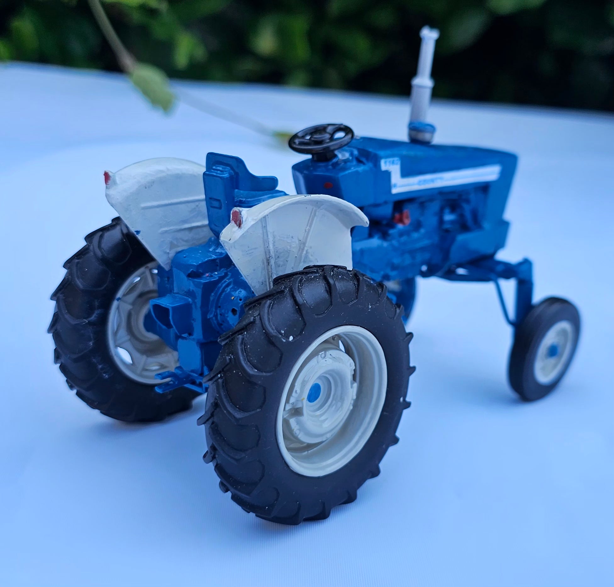 Britains County Tractor 1162 H High Clear Conversion