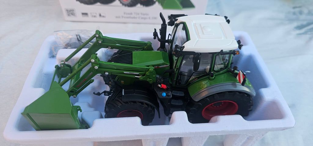 Wiking Fendt 724 Vario Tractor & Front Loader