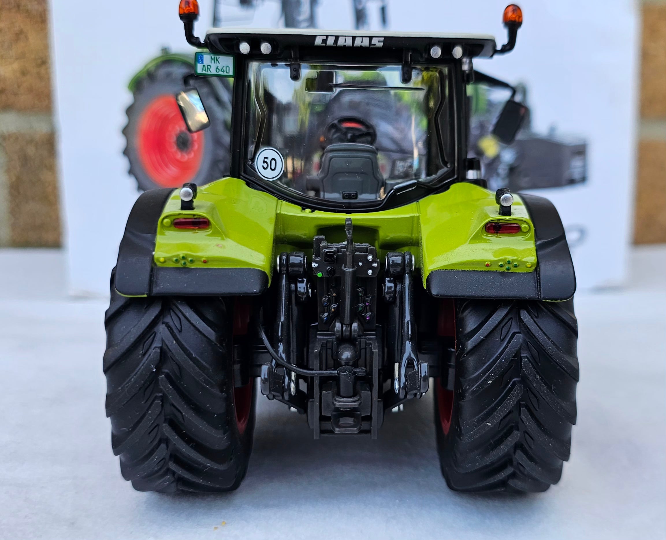 Wiking Claas Arion 640 Tractor