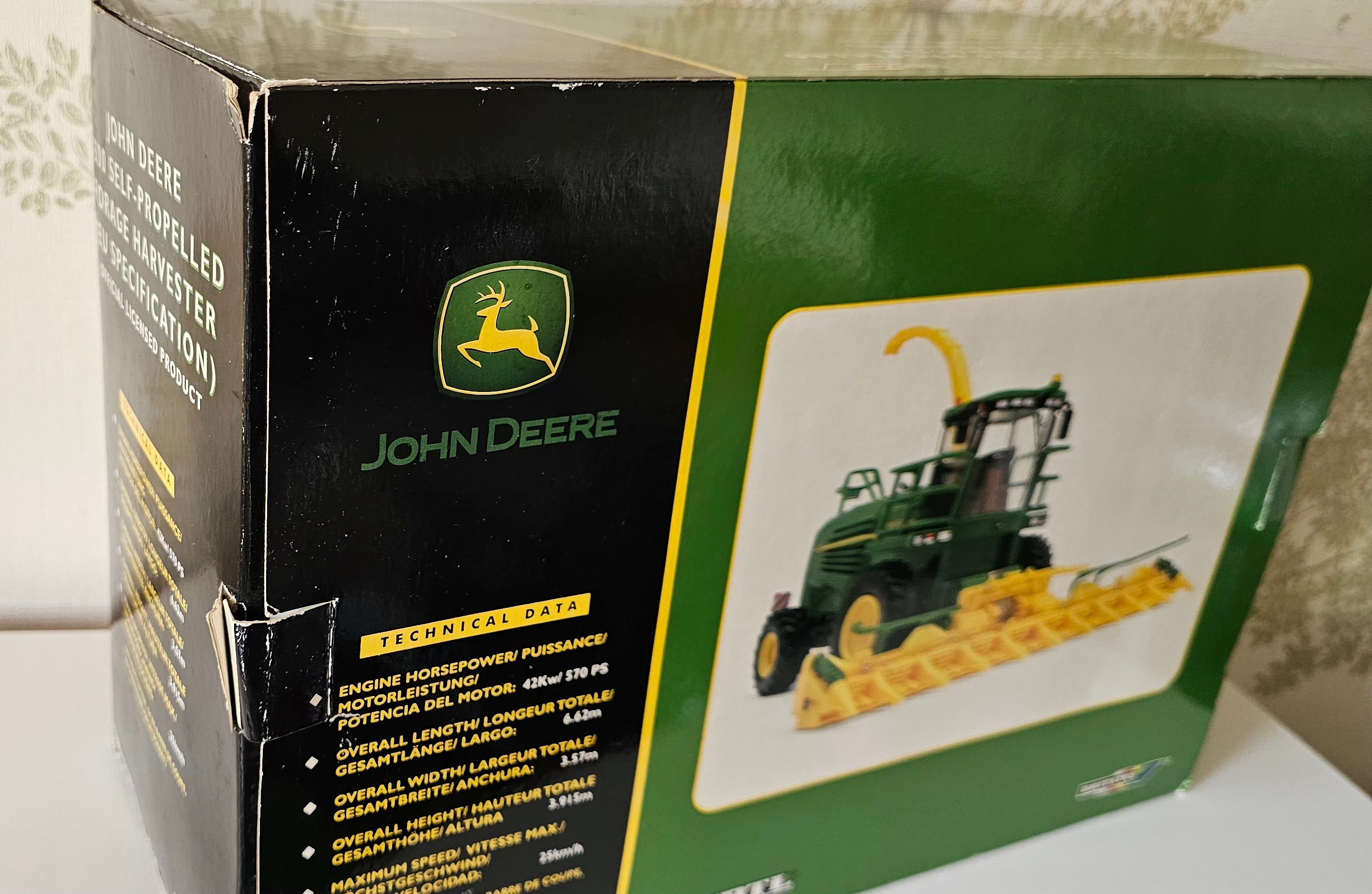 Britains John Deere 7500 Forage Harvester