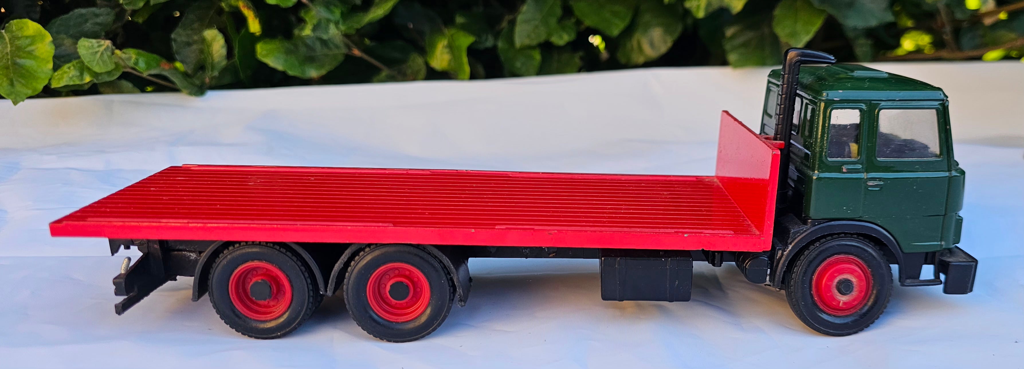 Britains Iveco Flat Bed Lorry Conversion