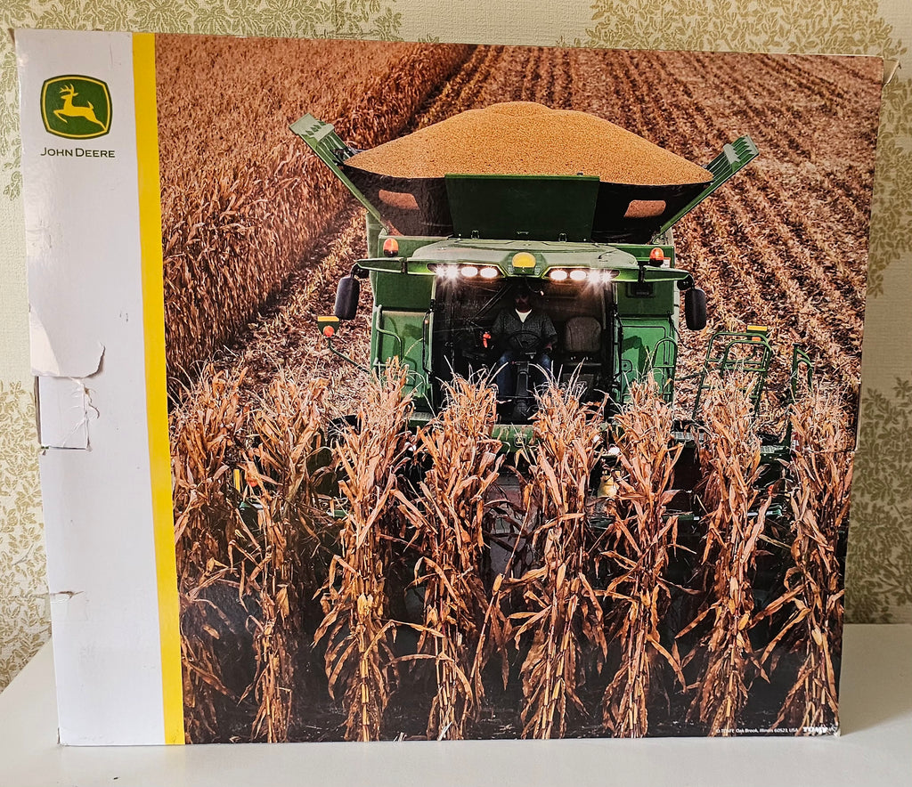 Ertl Prestige S780 Combine