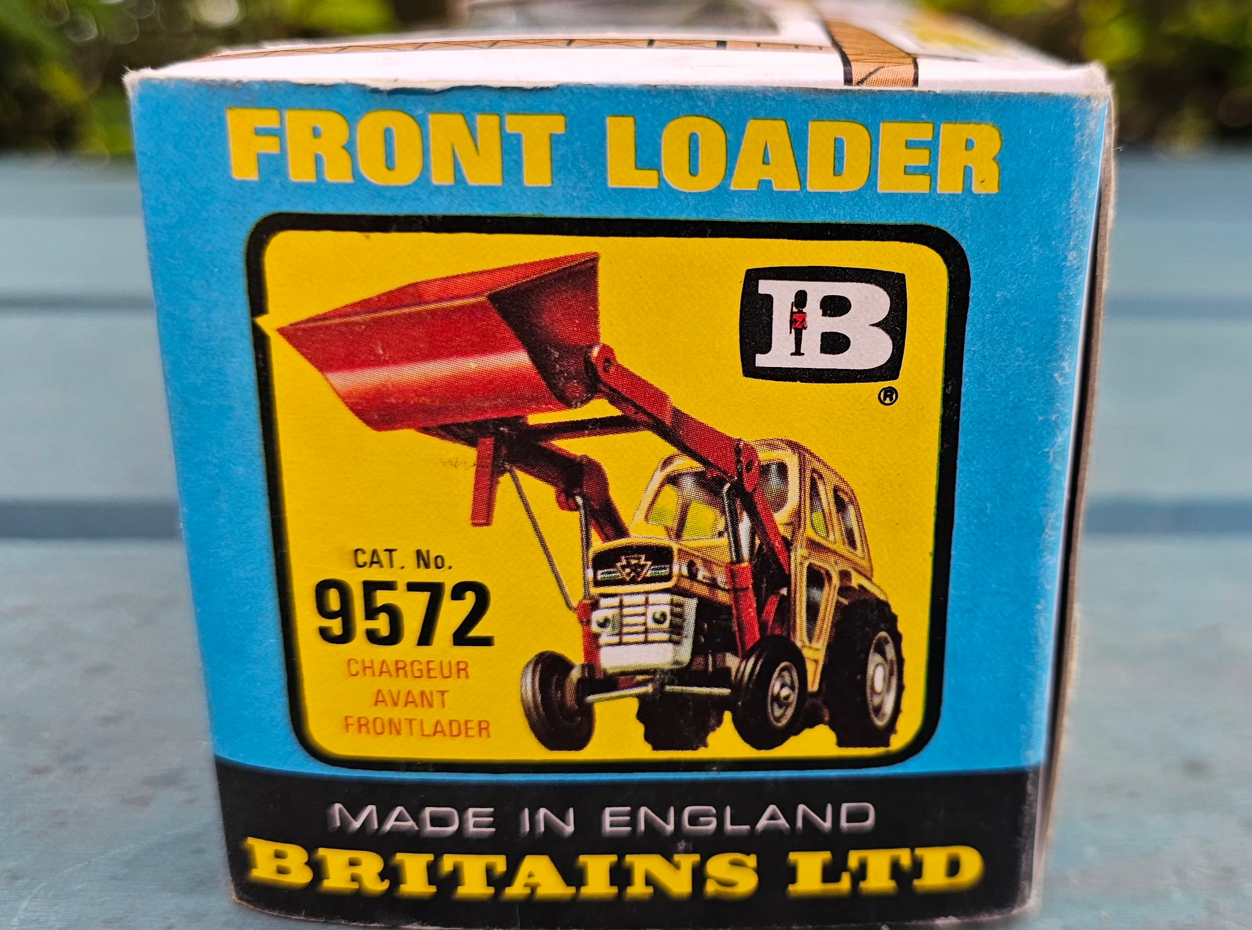 Britains Massey Ferguson 135 With Front Loader 9572