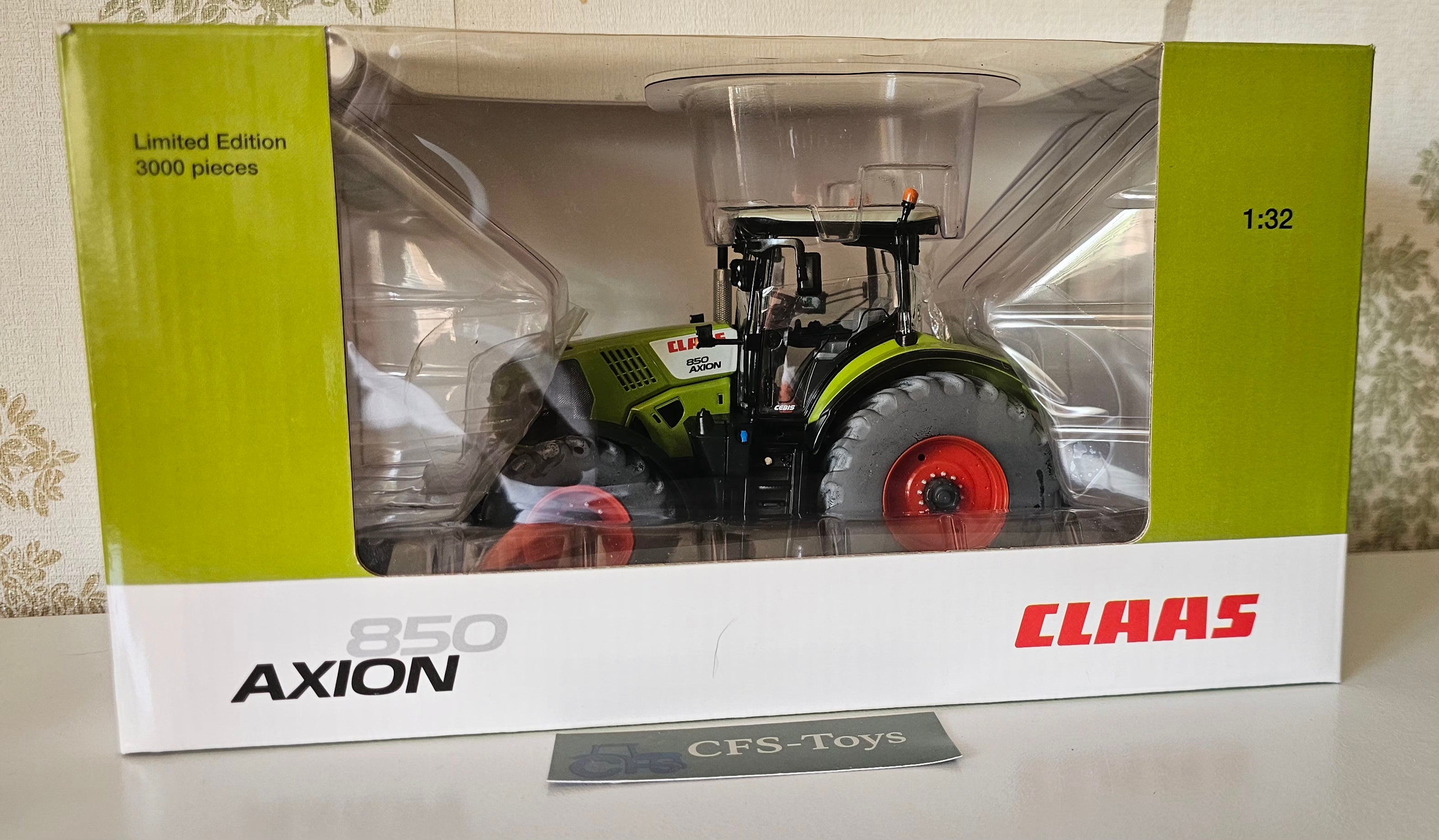USK CLAAS Axion 850 Limited Edition Dealer Box