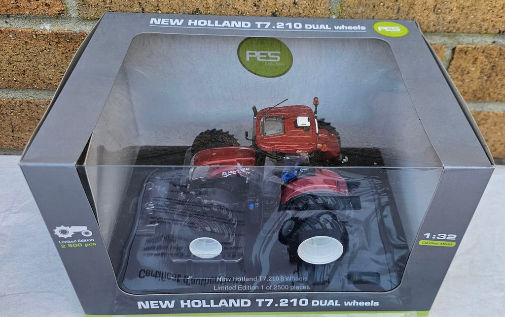 Universal Hobbies New Holland T7.210 Dual Wheels Limited Edition