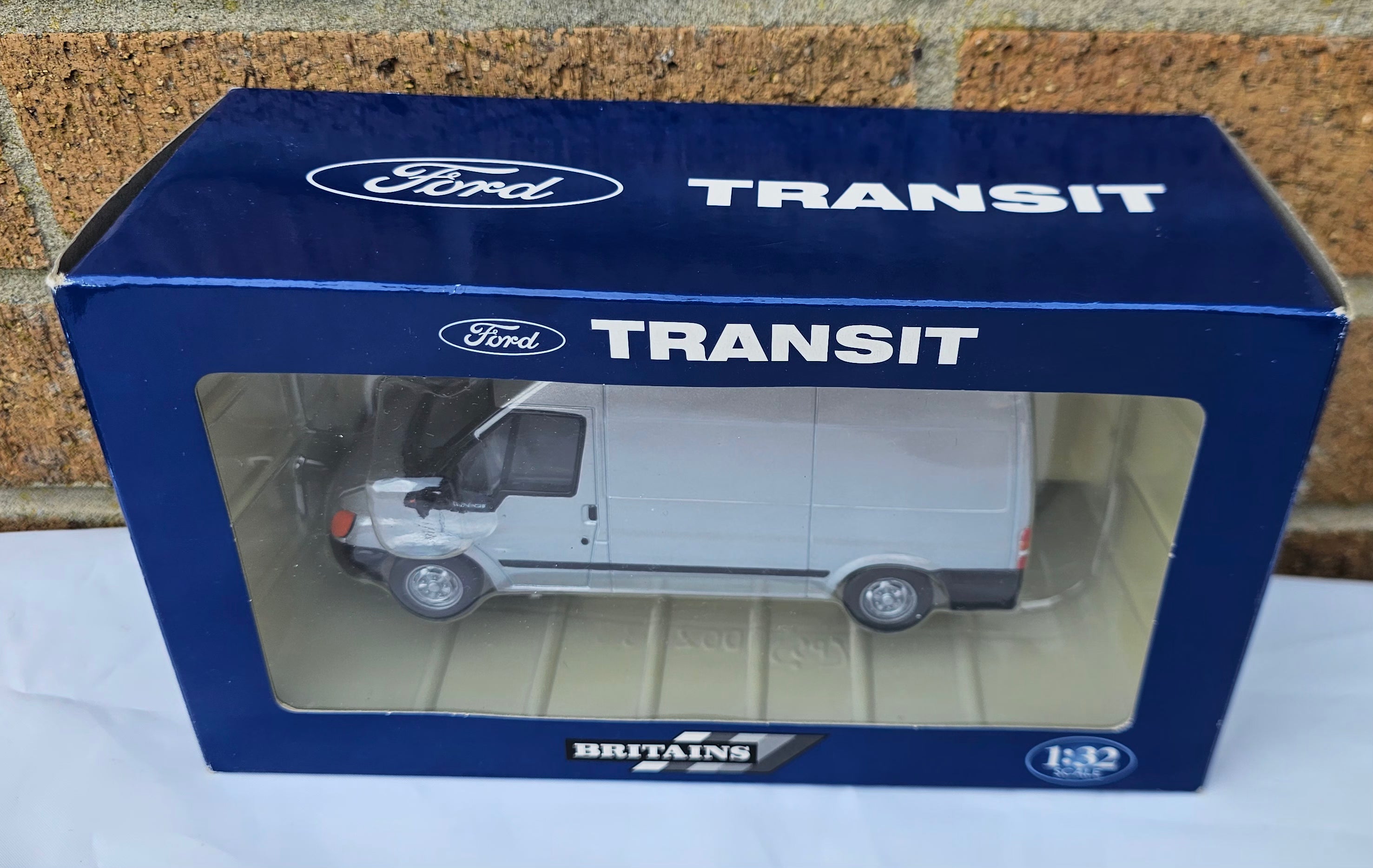 Britains Ford Transit Van Dealer Box 00233A