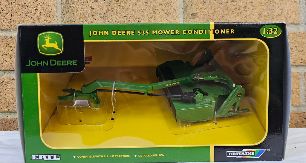 Britains John Deere 535 Mower Conditioner 42118