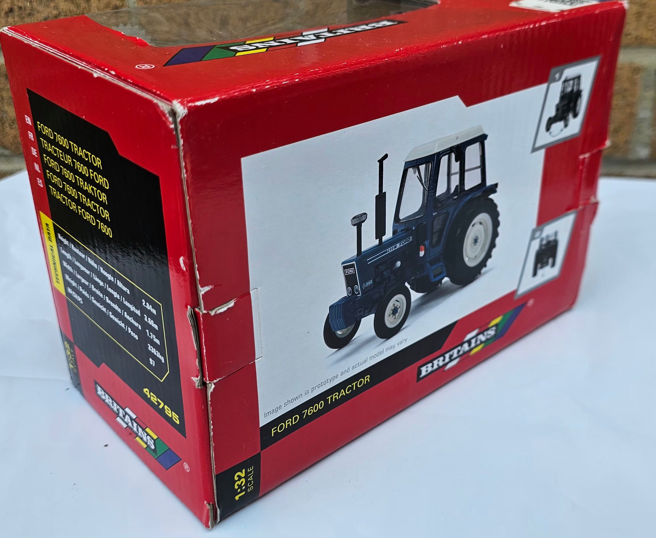 Britains Ford 7600 Tractor 42795