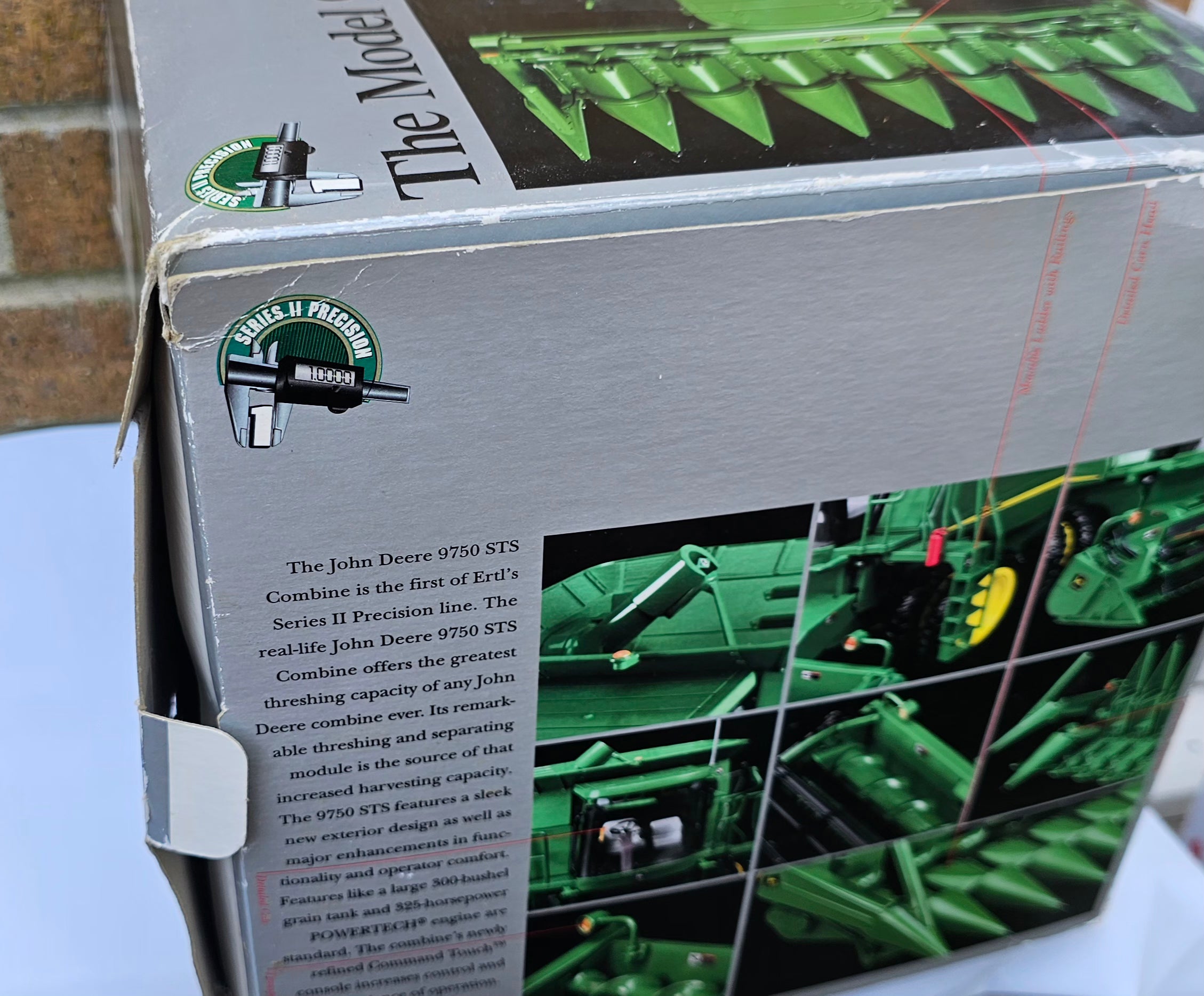 Ertl Precision John Deere 9750 STS Combine