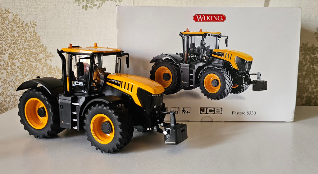 Wiking Fastrac JCB 8330