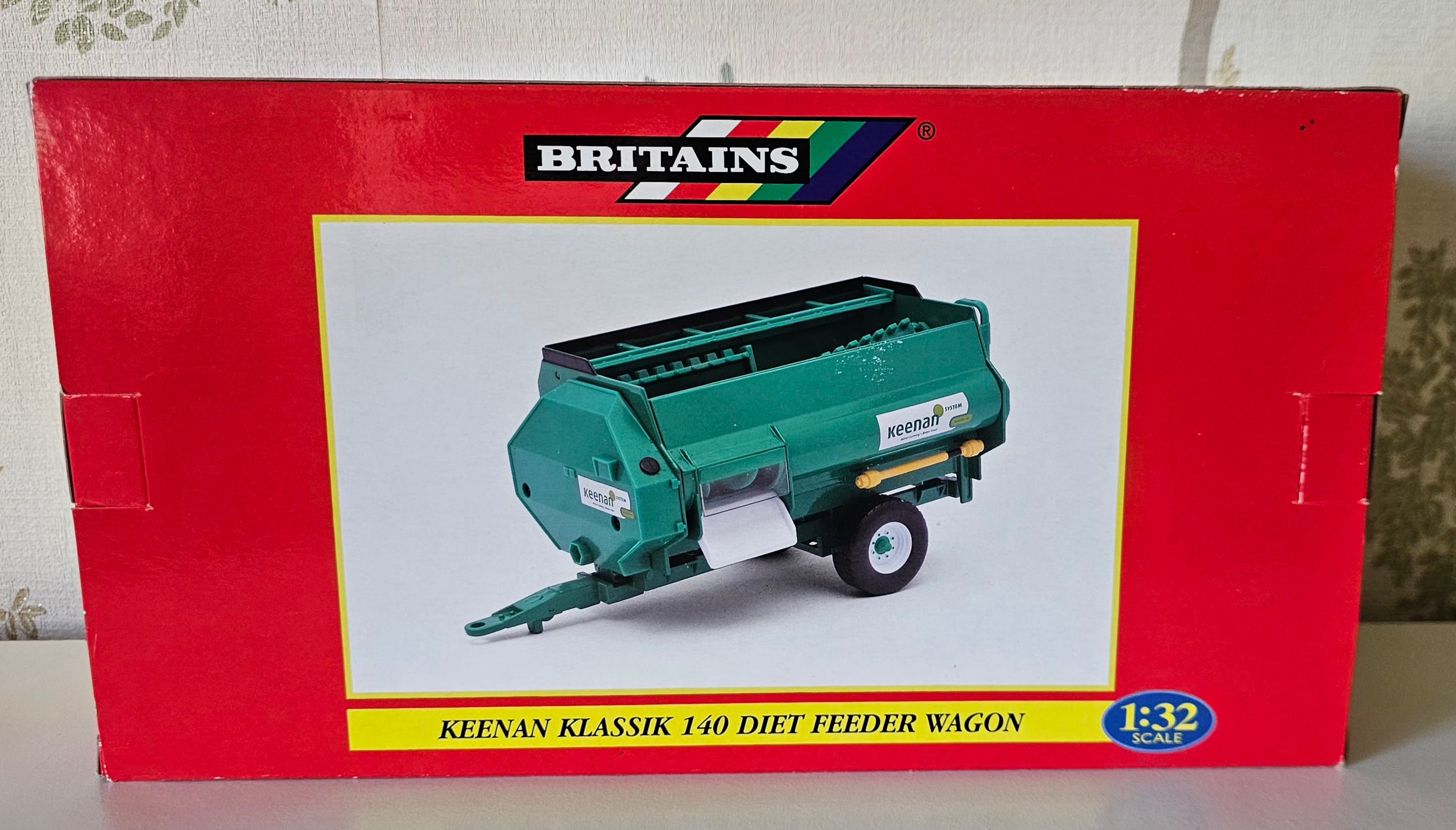Britains Keenan Klassik 140 Diet Feeder Wagon