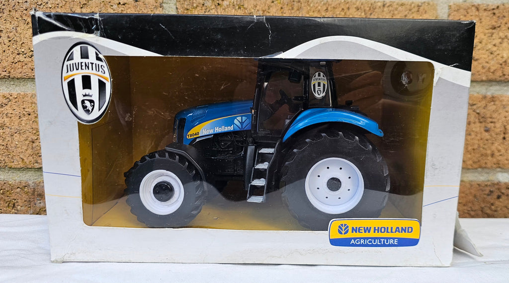 Britains New Holland T8040 Juventus Tractor