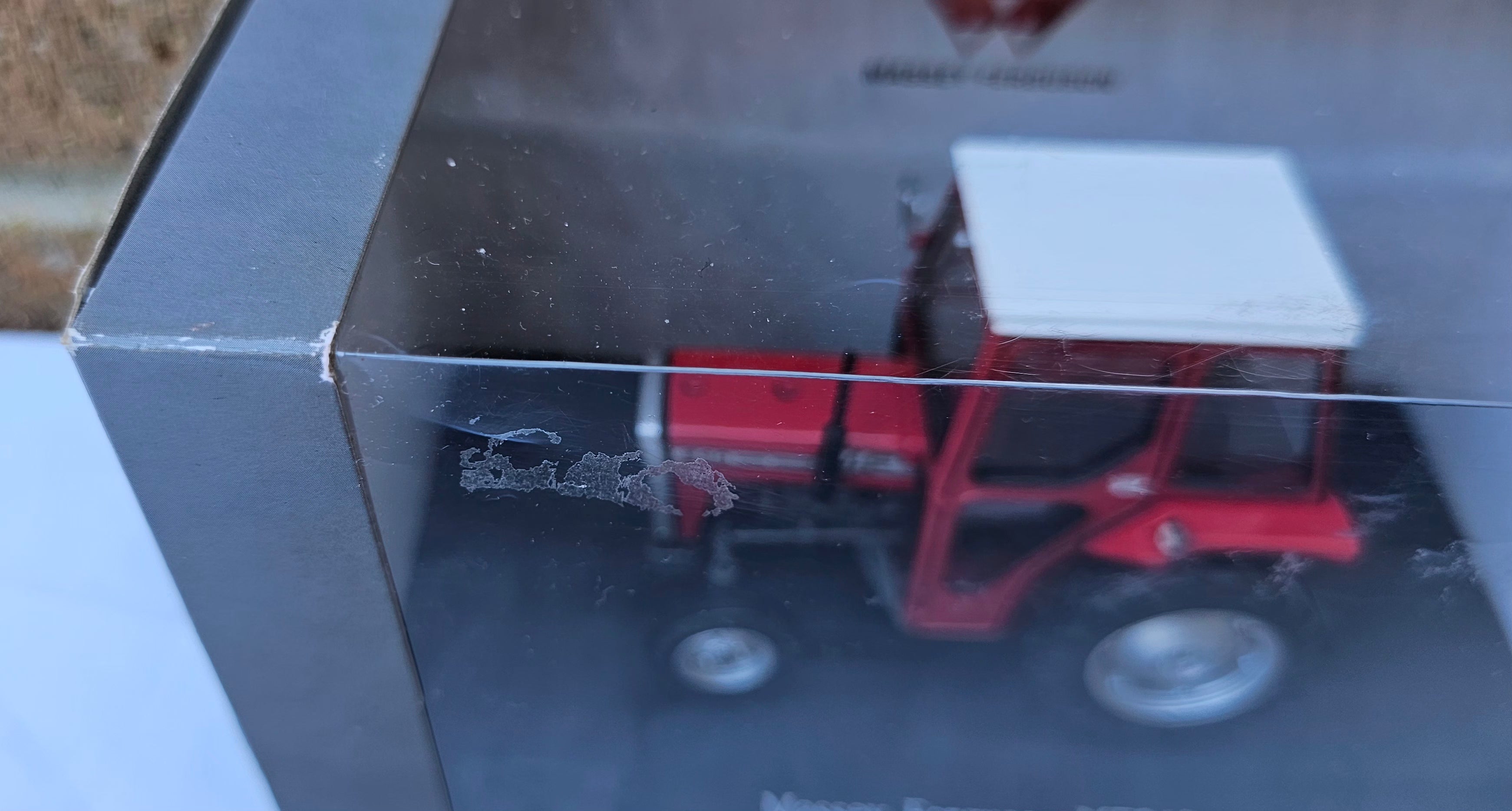 Universal Hobbies Massey Ferguson MF240 Tractor UH4051