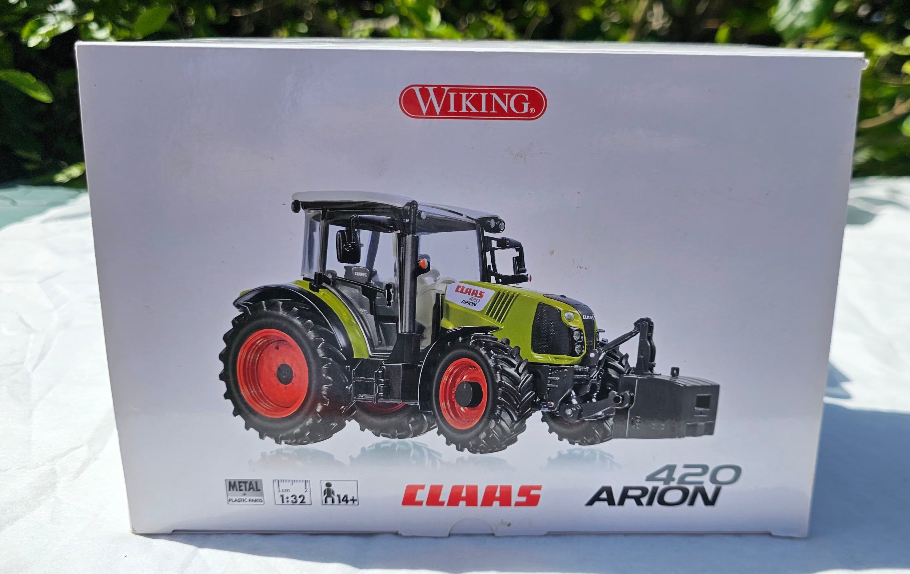 Wiking Claas Arion 420 Tractor