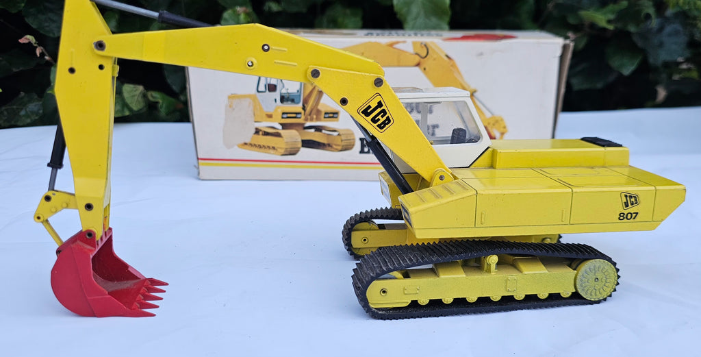 NZG JCB 807 360 Digger
