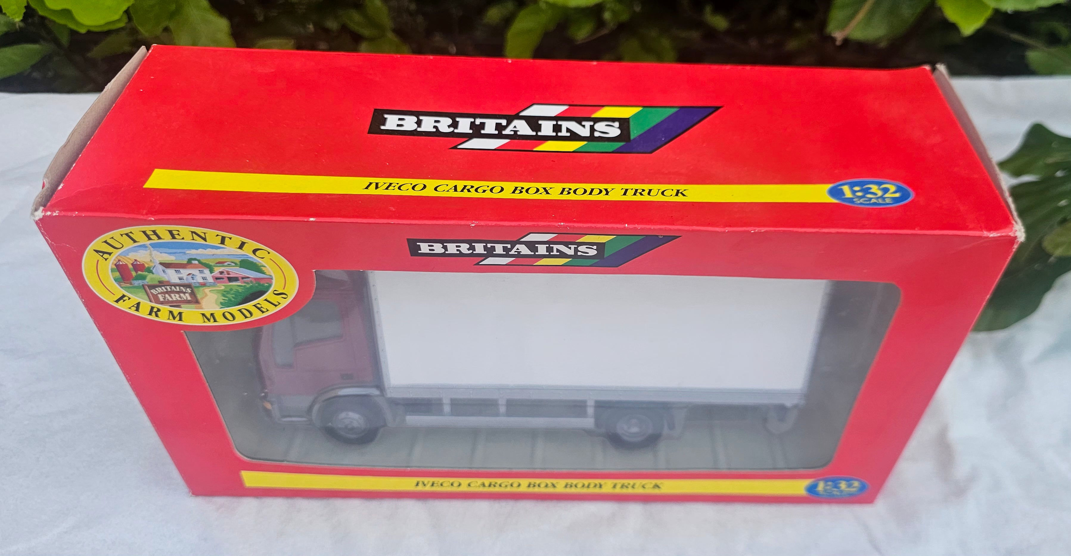 Britains Iveco Cargo Box Body Truck Lorry 00046