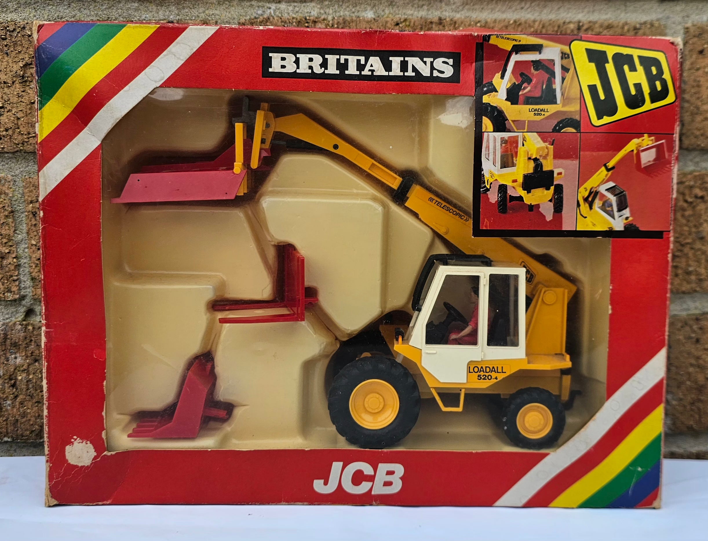Britains JCB Loadall 9519
