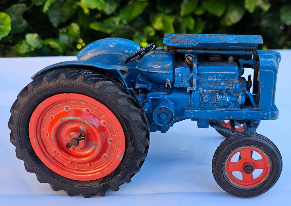 Chad Valley Fordson Major DDN Tractor