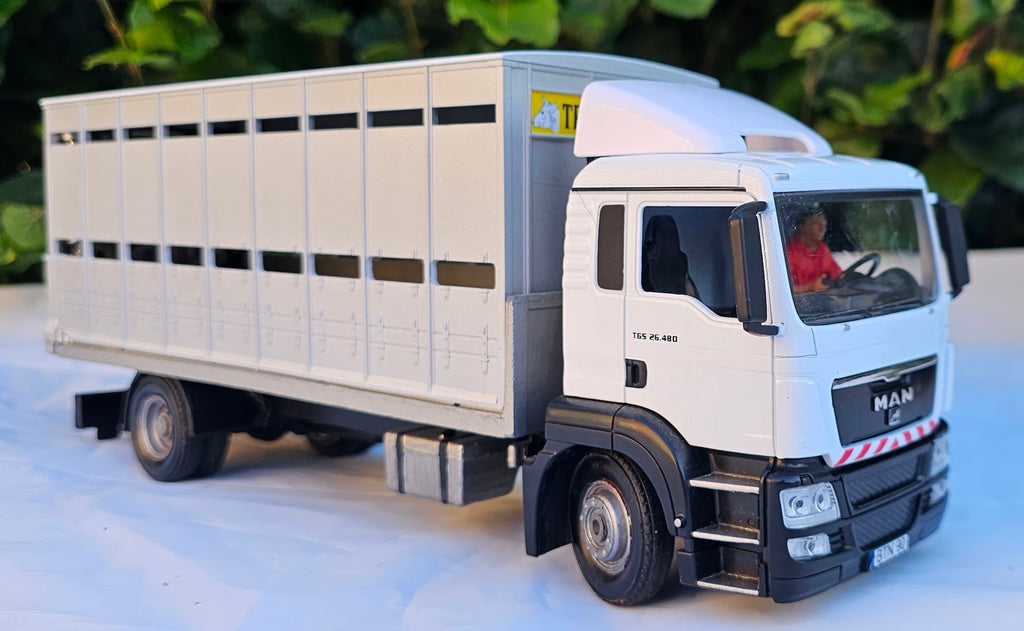 Britains Man Cattle Livestock Lorry Transporter Conversion