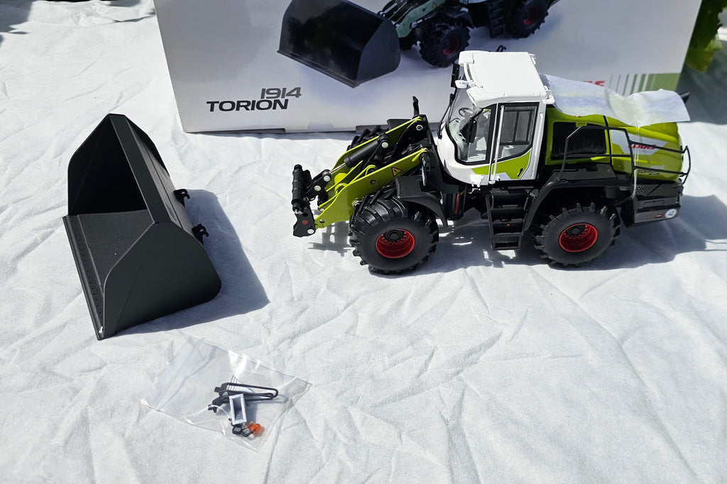 Wiking Claas Torion 1914 Loader