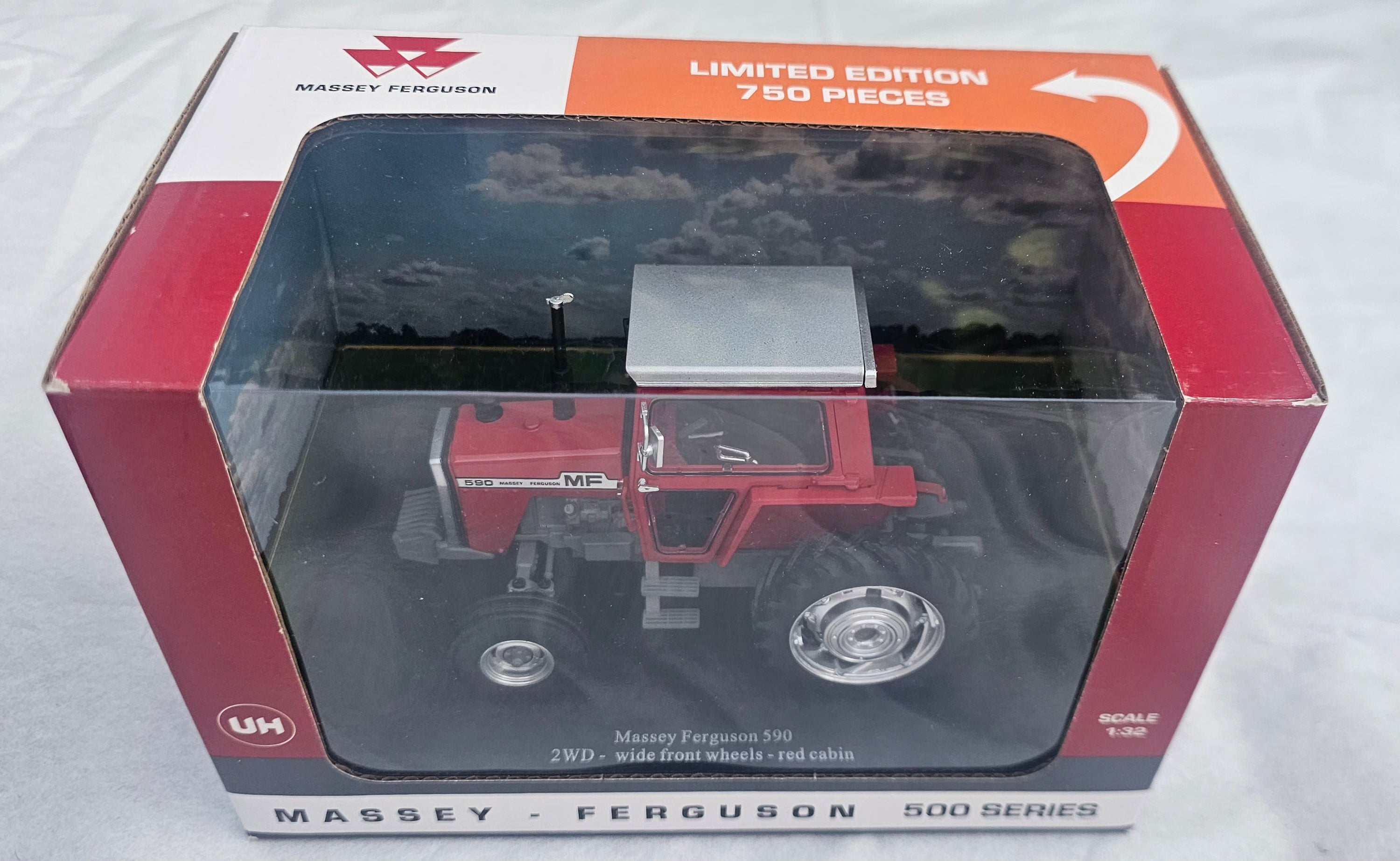 Universal Hobbies Massey Ferguson 590 Tractor 2WD Red Cabin Limited 750 UH6309