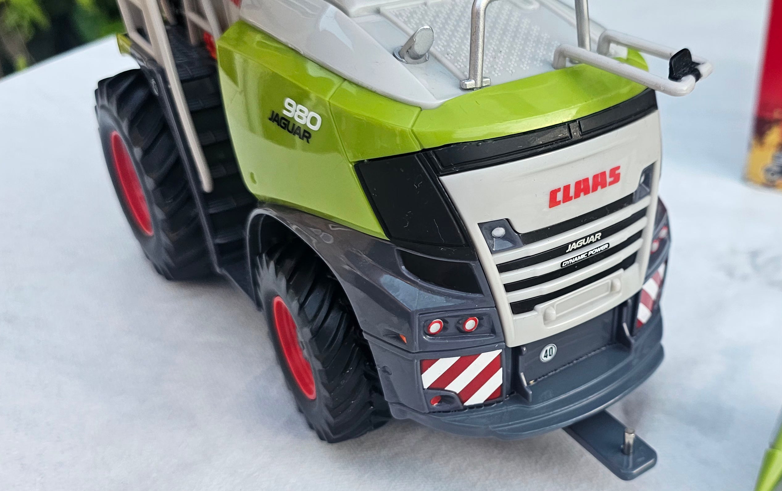 Britains Claas Jaguar 980 & Orbis 900 Forager