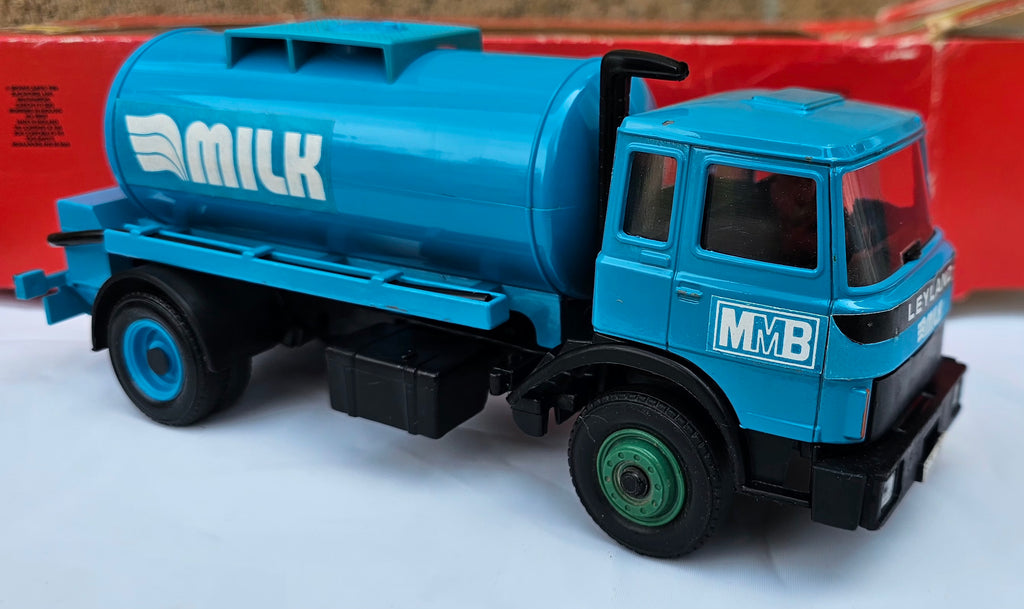 Britains Milk Transporter Tanker Blue 9604